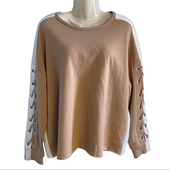 Revolve Generation Love sweatshirt size L - Picture 1 of 10